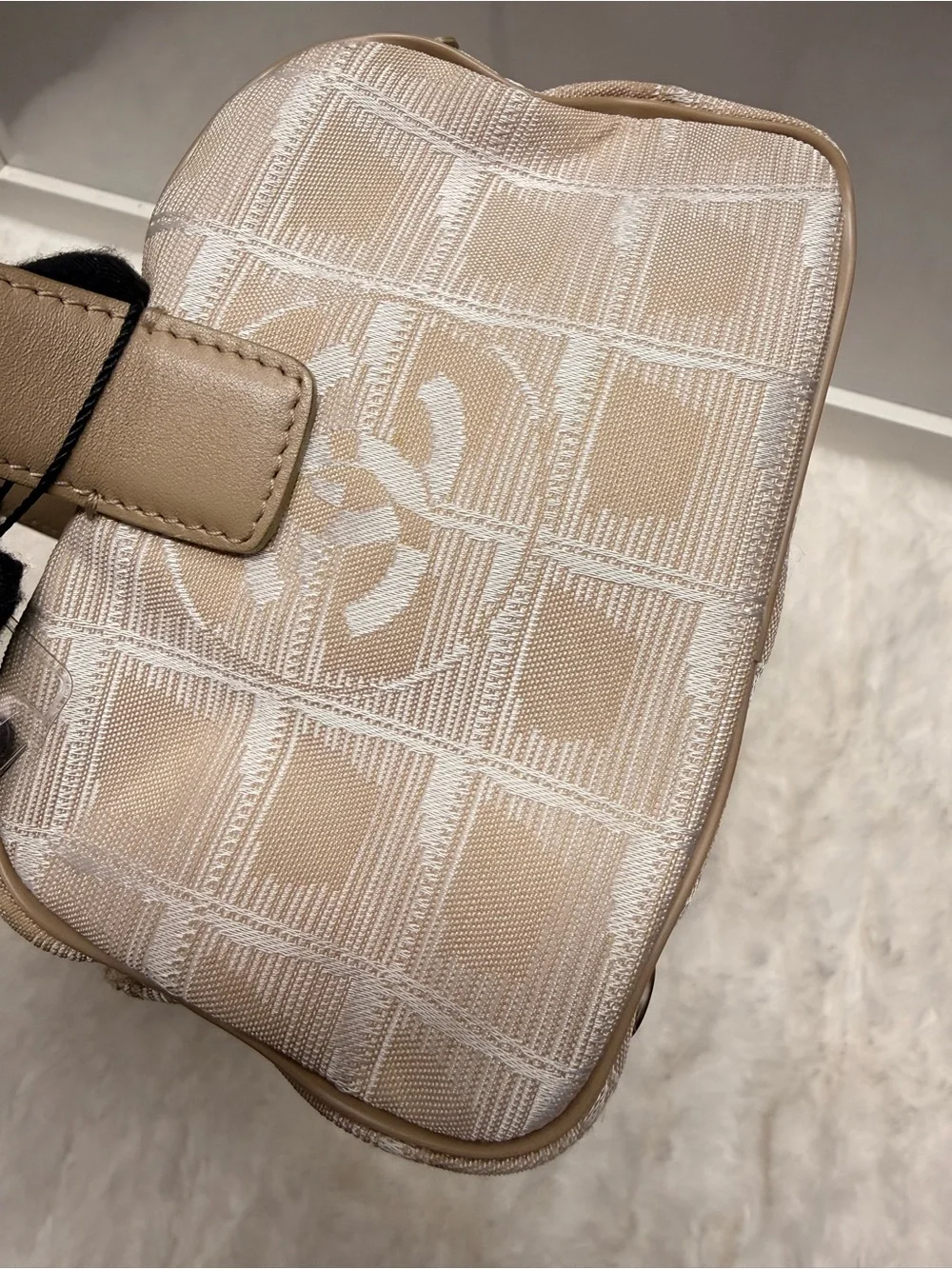 CHANEL 6864039 beige
